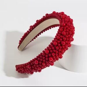 NWT Baroque style headband decorated with faux pearls